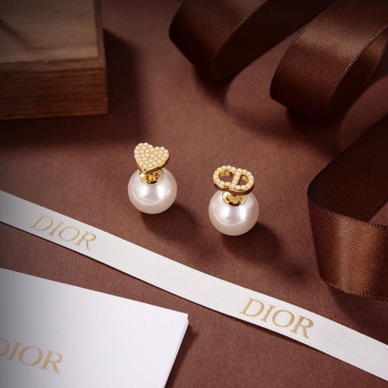 chr1st1an D10r earrings